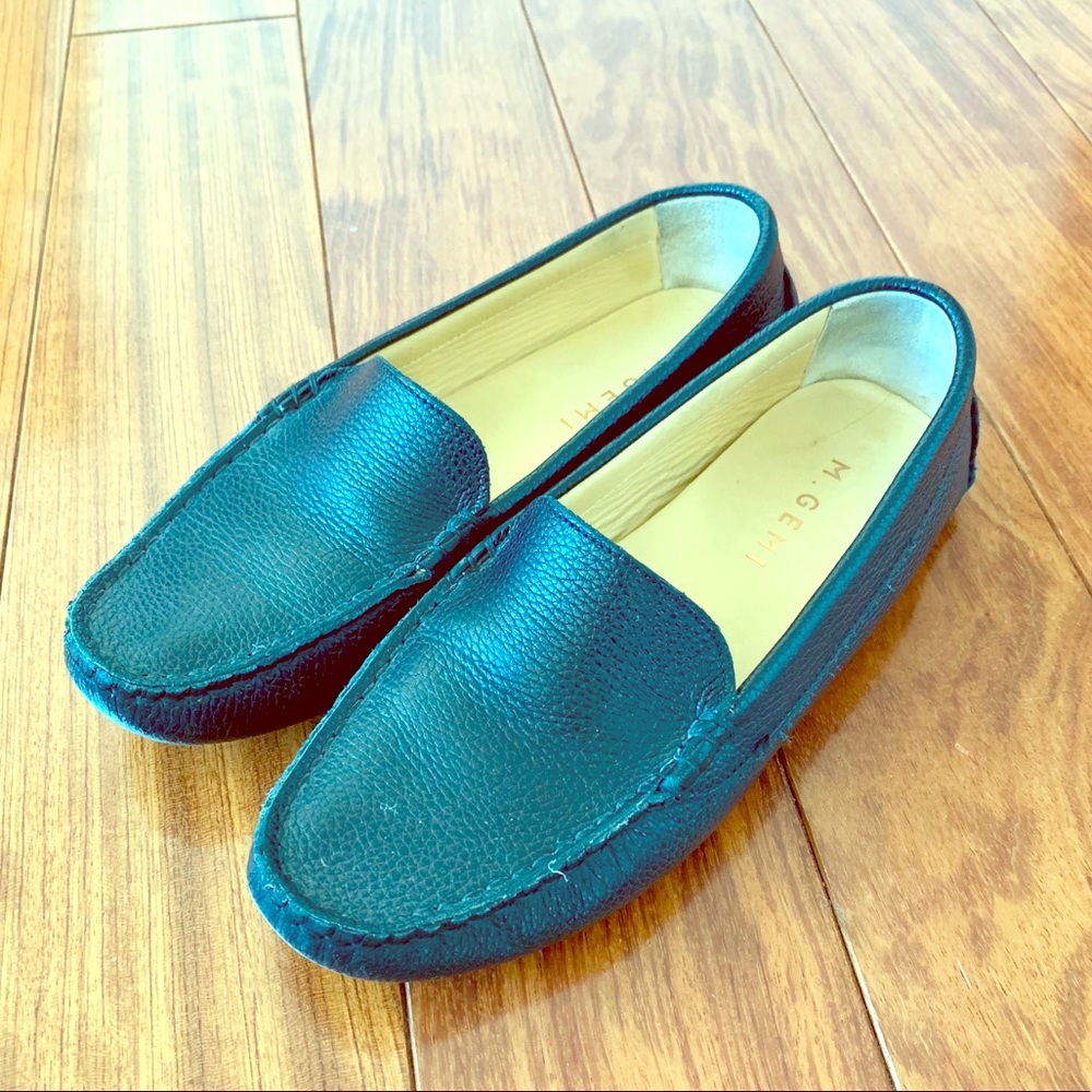 M.GEMI Black loafers